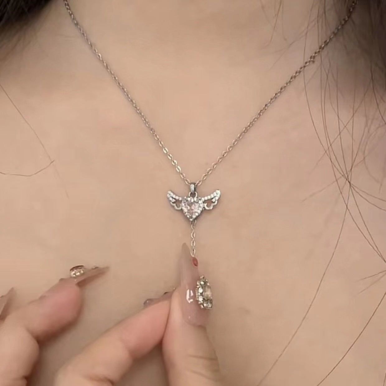 Moving Wings Tassel Necklace