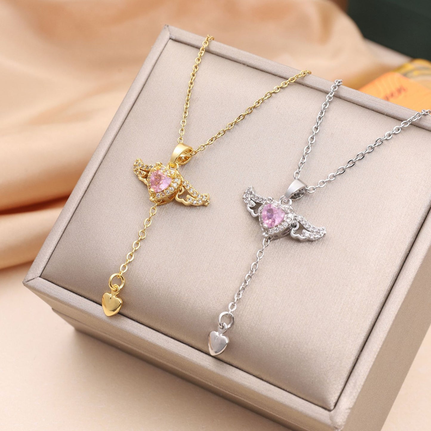 Moving  Wings Tassel Necklace