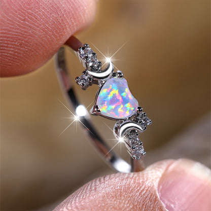 Love Moon Three Claw Ring